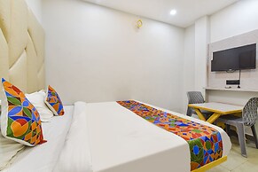 Fabhotel Heaven Palace