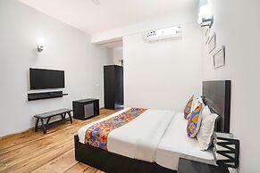 Fabhotel Vraj Inn