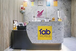 Fabexpress Royal Inn