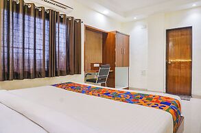Fabhotel Phoenix Inn