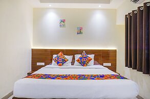 Fabhotel Phoenix Inn