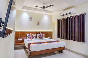 Fabhotel Phoenix Inn