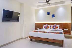 Fabhotel Phoenix Inn
