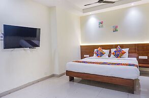 Fabhotel Phoenix Inn