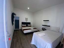 CJ's House Trawangan