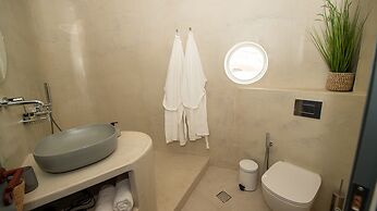 Atria Suites