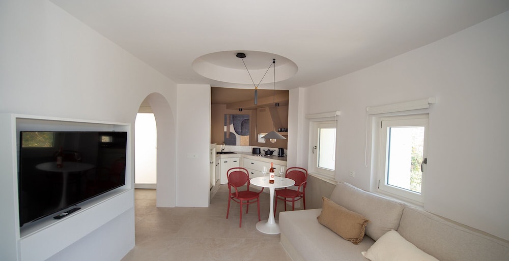 Atria Suites