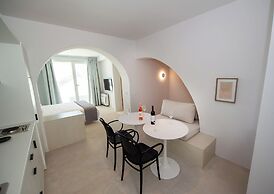 Atria Suites