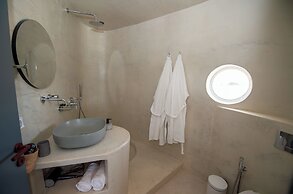 Atria Suites