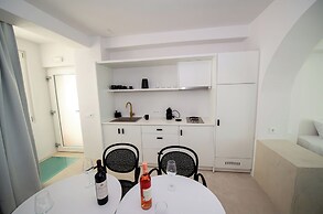 Atria Suites