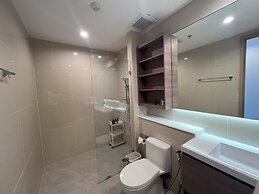 Sathorn 111