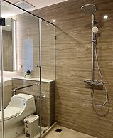 Sathorn 111