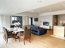 Sathorn 111