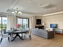 Sathorn 111