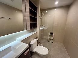 Sathorn 111