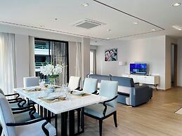 Sathorn 111