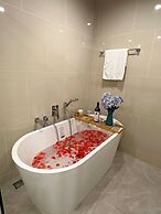 Sathorn 111
