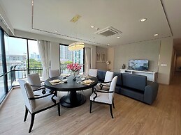Sathorn 111