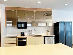Sathorn 111