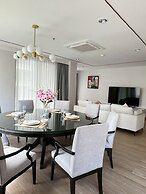Sathorn 111
