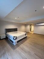 Sathorn 111