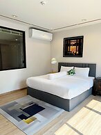 Sathorn 111
