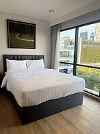 Sathorn 111