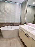Sathorn 111