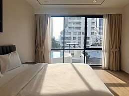 Sathorn 111