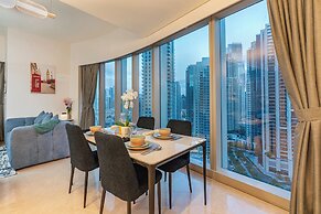 Iconic Views -Burj Khalifa & Fountain Views