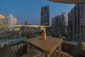 Iconic Views -Burj Khalifa & Fountain Views