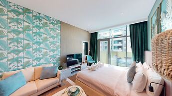 Palm Jumeirah - Seven Palm 245