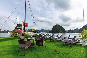 Halong Sunlight Legend Cruise