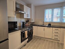 Dublin - 3 Bedroom Cosy Home - Sleeps Max 7