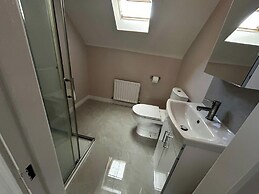 Dublin - 3 Bedroom Cosy Home - Sleeps Max 7