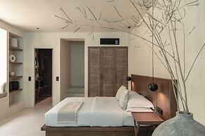 Seven Rocks Suites