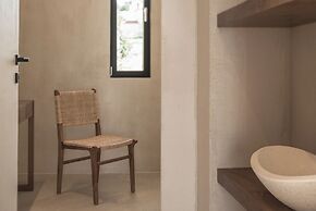 Seven Rocks Suites