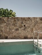 Seven Rocks Suites