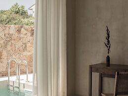 Seven Rocks Suites