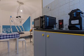 Kiss & Art Studio by Wonderful Italy