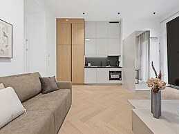 Living No. 5 by GT7