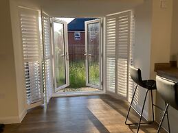 Kettering - House - Stay 8 - Parking - Garden