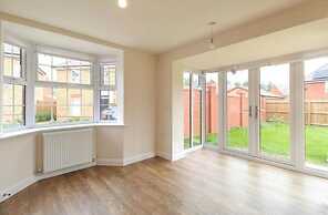 Kettering - House - Stay 8 - Parking - Garden