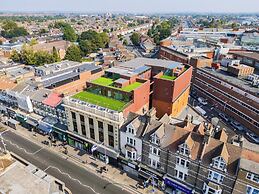 Hotel Apartment in Ilford