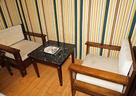 Theharav Resort