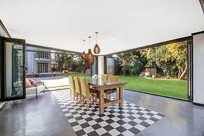 The Urban Sanctuary Boutique Hotel