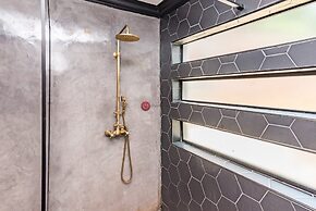 The Urban Sanctuary Boutique Hotel
