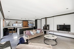 The Urban Sanctuary Boutique Hotel