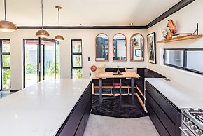 The Urban Sanctuary Boutique Hotel