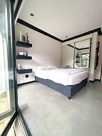 The Urban Sanctuary Boutique Hotel